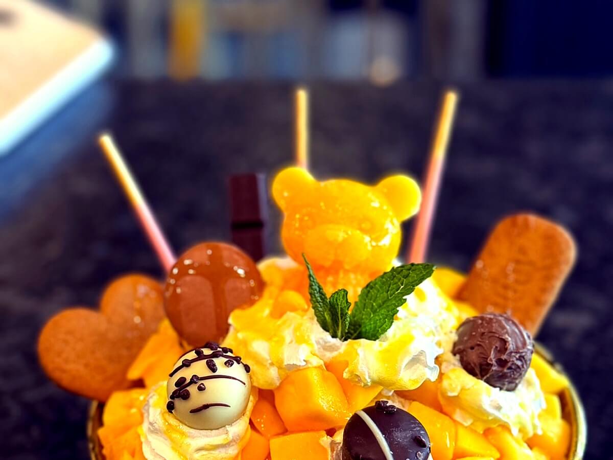 Mango snowflake bowl
